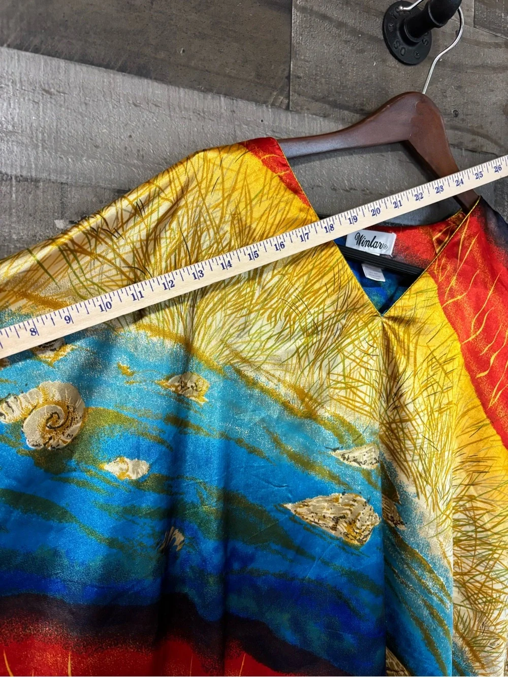 Winlar Multicolor V-Neck Caftan - Bold Red, Yellow & Blue Shells OS